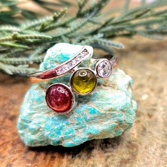 Beautiful Mixed Tourmaline Adjustable Sparking Adjustable Ring - Picture 3 of 9